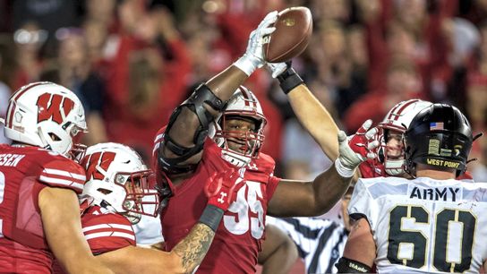 Second round: Wisconsin's Benton adds beef to defensive interior taken on the South Side (NFL Draft)